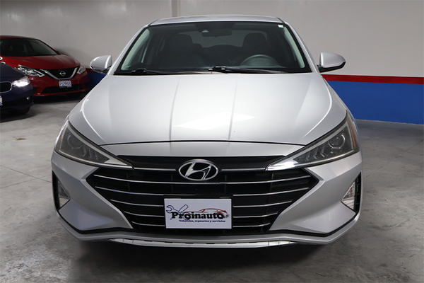 HYUNDAI ELANTRA 2019