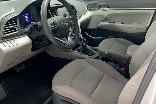 HYUNDAI ELANTRA 2019 - Imagen 8